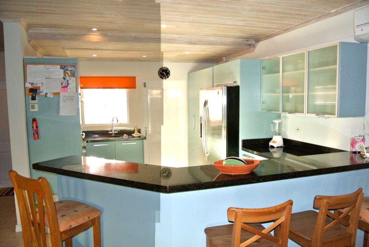 Nanpa, Luxury Family Three Bed Villa, St James West Coast, Private Pool 세인트 제임스 외부 사진