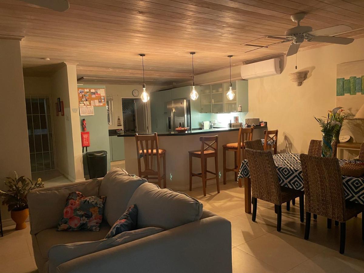 Nanpa, Luxury Family Three Bed Villa, St James West Coast, Private Pool 세인트 제임스 외부 사진